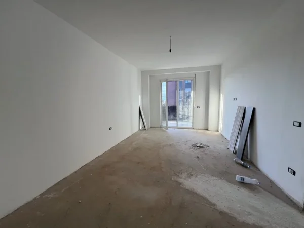 Tirane, shitet apartament 2+1+Ballkon Kati 4, 123 m² 203.000 € (Don Bosko)