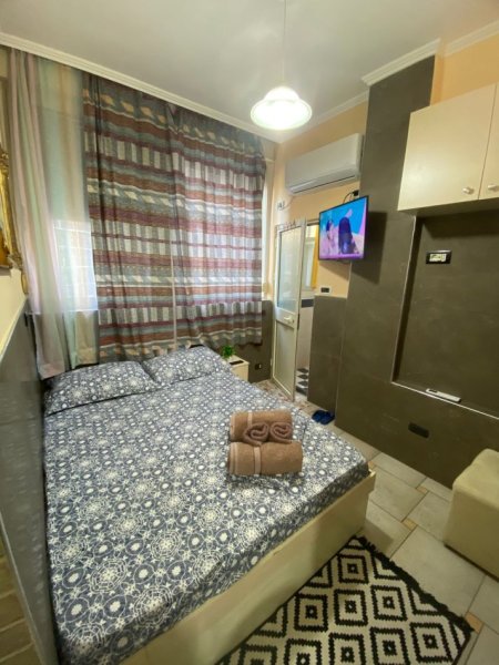 Jepet me Qera Super Garsoniere ne 5 Maji pranë Concord Center, Kati 1, 30 m² 380 €uro