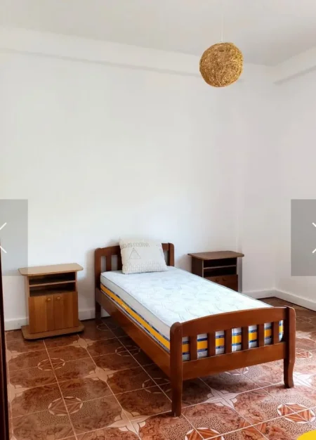 Tirane, jepet me qera apartament 3+1 Kati 3, 134 m² 550 € (5 maj)