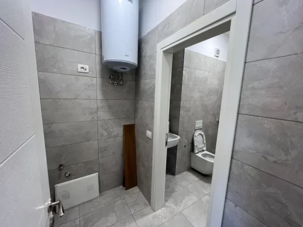 Tirane, shitet apartament 2+1 Kati 5, 118 m² 185.000 € 