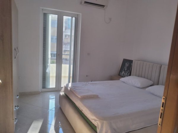 Jepet me qera apartament 2+1 pran Pasticeri Melisa Fresk