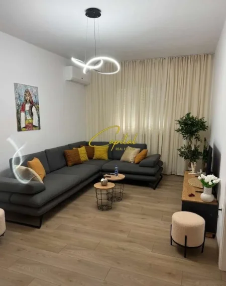 Tirane, jepet me qera apartament 2+1 Kati 2, 90 m² 950 € (RRUGA E DURRESIT)