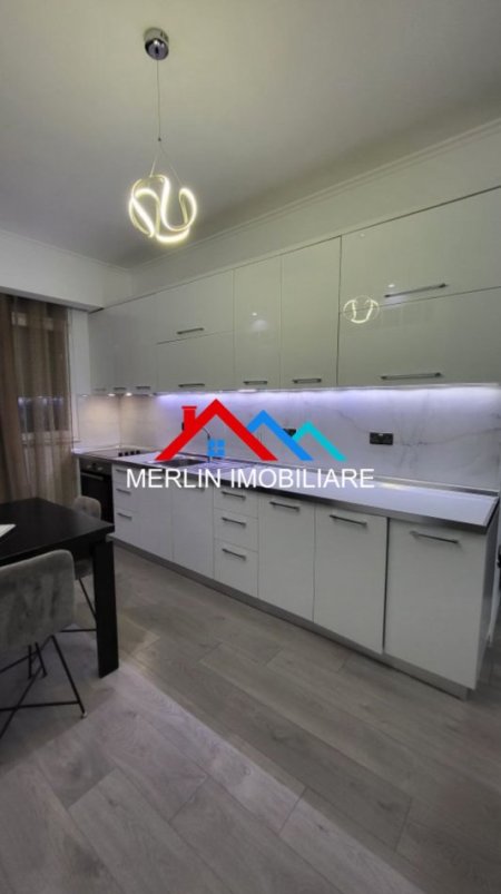 Tirane, jepet me qera apartament 2+1+Ballkon Kati 2, 75 m² 550 € (RRUGA EDUARD MANO,KOPSHTI ZOOLOGJIK)