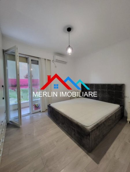 Tirane, jepet me qera apartament 2+1+Ballkon Kati 2, 75 m² 550 € (RRUGA EDUARD MANO,KOPSHTI ZOOLOGJIK)