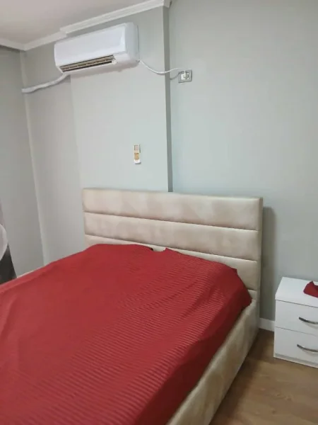 Tirane, jepet me qera apartament 2+1 Kati 3, 78 m² 600 € (dritan hoxha)