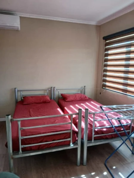 Tirane, jepet me qera apartament 2+1 Kati 3, 78 m² 600 € (dritan hoxha)