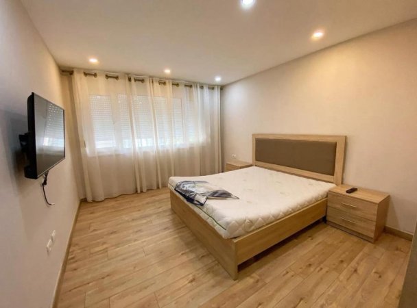 Tirane, shitet apartament 2+1 Kati 2, 87 m² 218.000 € (Tek Garda e Republikes .)