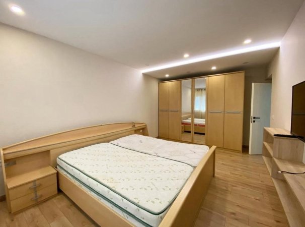 Tirane, shitet apartament 2+1 Kati 2, 87 m² 218.000 € (Tek Garda e Republikes .)