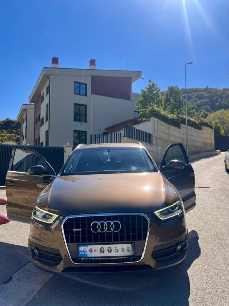 Tirane, shes SUV Audi Q3 Sportline Nafte, kafe automatik Klima 200.000 km 12.500 €