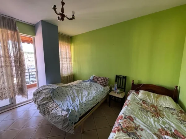 Tirane, shitet apartament 2+1+Ballkon Kati 6, 97 m² 157.000 € (Rruga Eshref Frasheri)