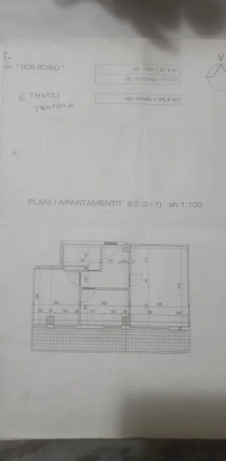 Tirane, shitet apartament 2+1+Ballkon Kati 6, 97 m² 157.000 € (Rruga Eshref Frasheri)
