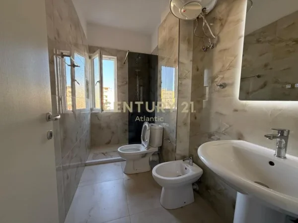 Durres, shitet apartament 2+1 Kati 9, 85 m² 120.000 € (Plazh Iliria , Durres)