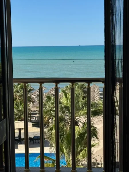 Durres, shitet apartament 2+1 Kati 4, 150 m² 300.000 € 