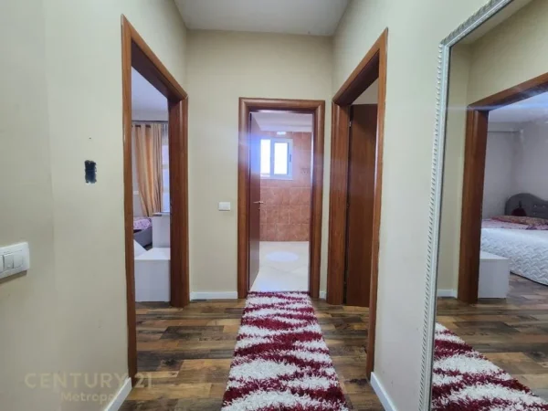 Tirane, shes apartament 1+1 Kati 1, 66 m² 91.500 € (prane pallateve te Tom Doshit)