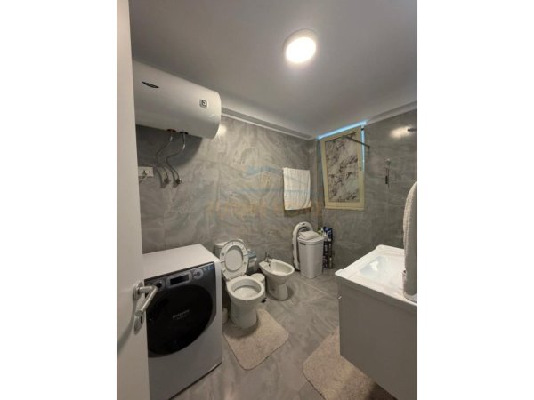 Tirane, shitet apartament 1+1+Ballkon Kati 1, 75 m² 115.000 € (Kompleksi Tom Doshi)