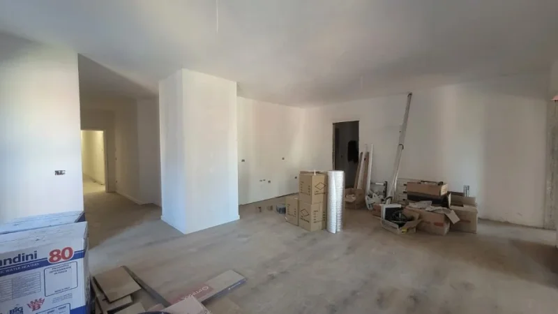 Tirane, shitet apartament 2+1+Ballkon , 117 m² 245.700 € (tek Rruga Qemal Stafa)