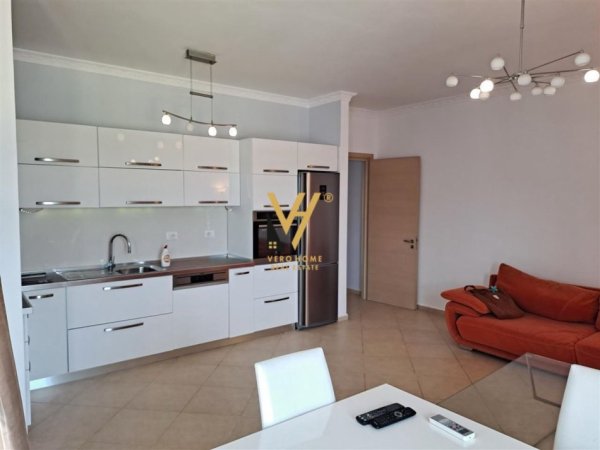 Tirane, shitet apartament 2+1+Ballkon Kati 4, 110 m² 275.000 € (LIQENI I THATE)