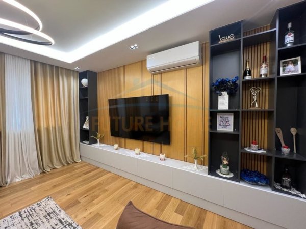 Tirane, shitet apartament Kati 10, 197 m² 350.000 € (REZIDENCA FUTURE HOME)