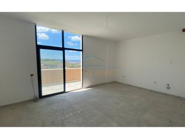Tirane, shitet apartament Kati 6, 108 m² 140.000 € (SHKOZE)