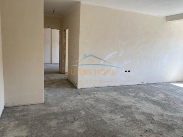 Tirane, shitet apartament Kati 3, 130 m² 209.000 € (RRUGA E ELBASANIT)
