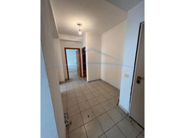 Tirane, shitet apartament Kati 3, 110 m² 126.500 € (ASTIR)