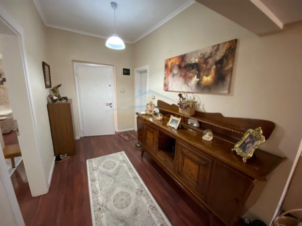 Tirane, shitet apartament Kati 3, 110 m² 248.000 € (AMBASADA AMERIKANE)