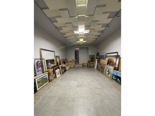 Tirane, shitet Kati 0, 50 m² 330.000 € (RRUGA HOXHA TASIM)