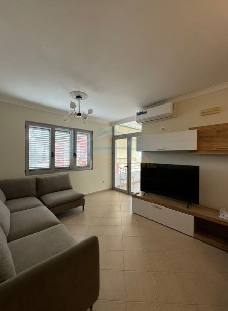 Tirane, jepet me qera apartament 3+1+Ballkon Kati 5, 125 m² 600 € (Fresk, Pasticeri Melisa)
