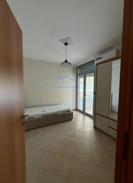 Tirane, jepet me qera apartament 3+1+Ballkon Kati 5, 125 m² 600 € (Fresk, Pasticeri Melisa)