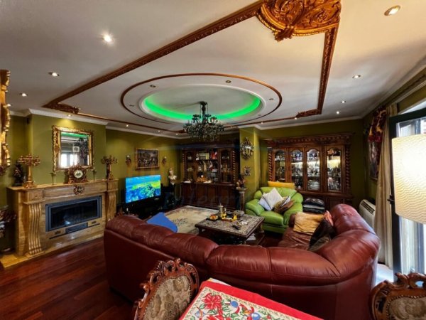 Tirane, shitet apartament Kati 7, 181 m² 650.000 € (RRUGA E BARRIKADAVE)