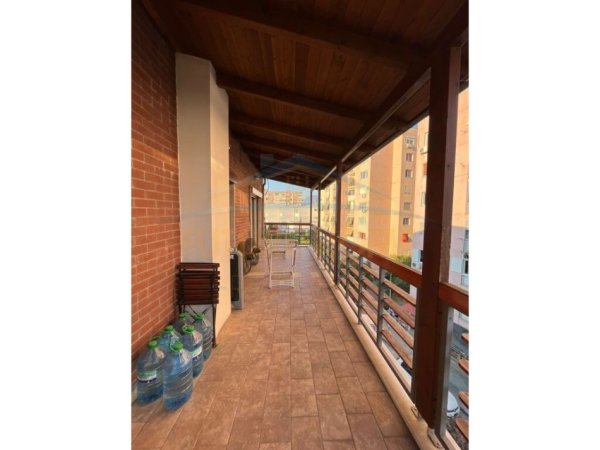 Tirane, shitet apartament duplex , 149 m² 315.000 € (DRITAN HOXHA)