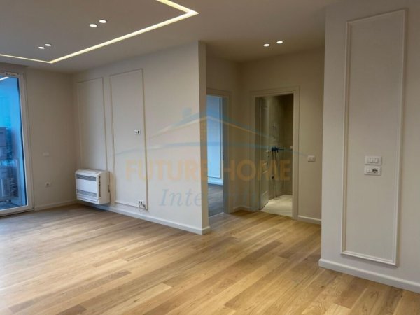 Tirane, shitet apartament Kati 2, 153 m² 390.000 € (PALLATI I BRIGADAVE)