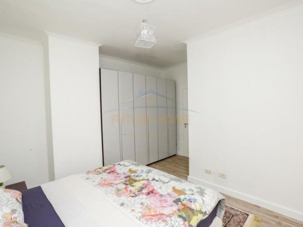 Tirane, shitet apartament Kati 16, 157 m² 450.000 € (9 KATESHET QENDER)