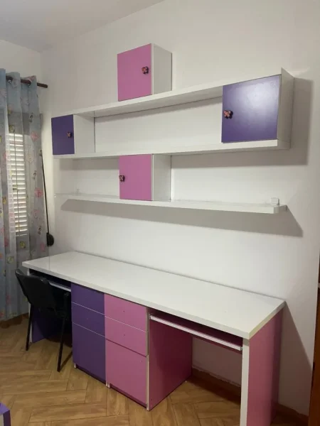 Tirane, jepet me qera apartament 2+1+Ballkon Kati 2, 90 m² 450 € 