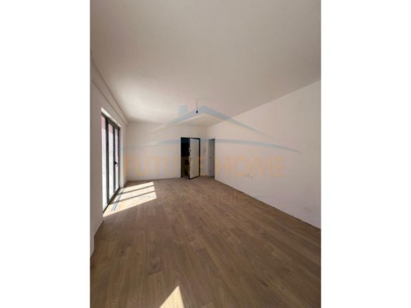 Tirane, shitet apartament Kati 5, 149 m² 313.600 € (KODRA E DIELLIT)