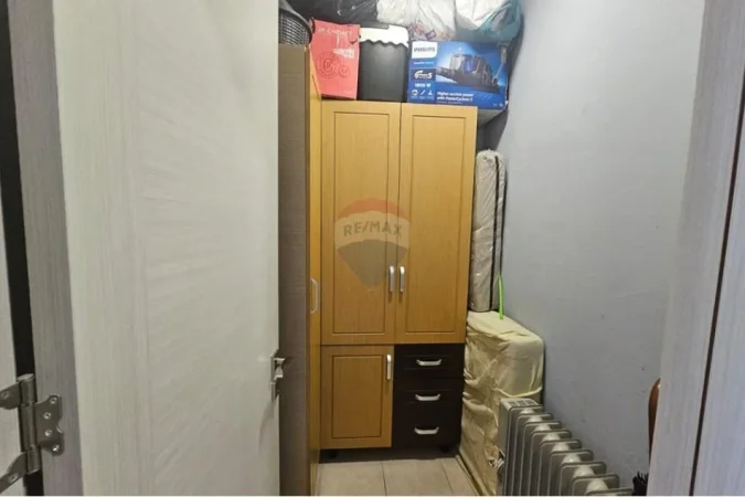 Tirane, jepet me qera apartament 2+1 Kati 1, 135 m² 1.000 € (Rruga 5 Maji, Tiranë)
