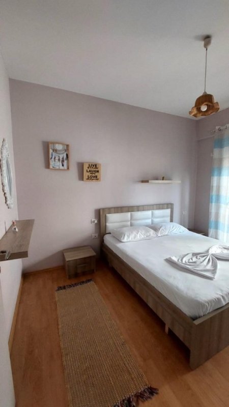 Tirane, jepet me qera apartament 2+1+Ballkon Kati 3, 100 m² 600 € 