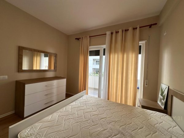 Tirane, jepet me qera apartament 1+1 Kati 2, 62 m² 600 € (KOMPLEKSI MAGNET)