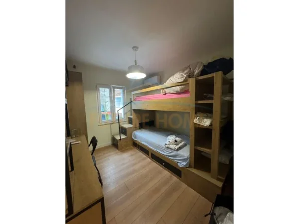 Tirane, shitet apartament Kati 2, 120 m² 220.000 € (KINOSTUDIO)