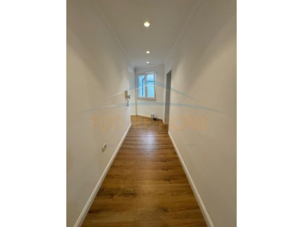 Tirane, shitet apartament Kati 2, 120 m² 220.000 € (KINOSTUDIO)