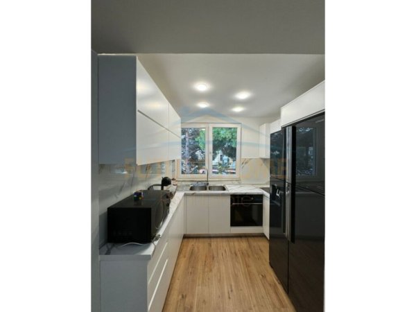 Tirane, shitet apartament Kati 2, 120 m² 220.000 € (KINOSTUDIO)