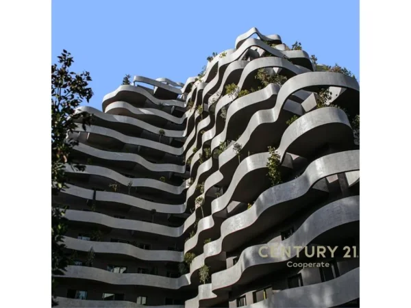 Tirane, jepet me qera zyre Kati 6, 160 m² 2.500 € (LION PARK)