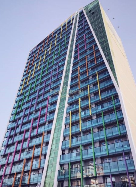 Tirane, jepet me qera Kati 1, 356 m² 6.500 € 