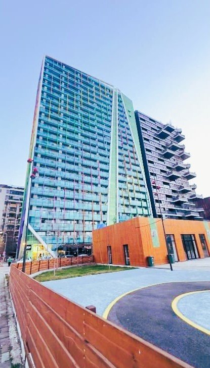 Tirane, jepet me qera Kati 1, 356 m² 6.500 € 