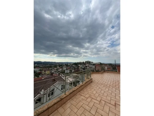 Tirane, shitet Vile 5+1+Ballkon , 510 m² 500.000 € (Depo e Ujit, Rr. Pjeter Budi)