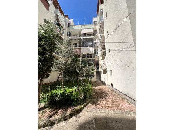 Durres, shitet apartament 2+1+Ballkon Kati 5, 163 m² 160.000 € (Golem)