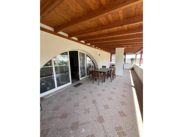 Durres, shitet apartament 2+1+Ballkon Kati 5, 163 m² 160.000 € (Golem)