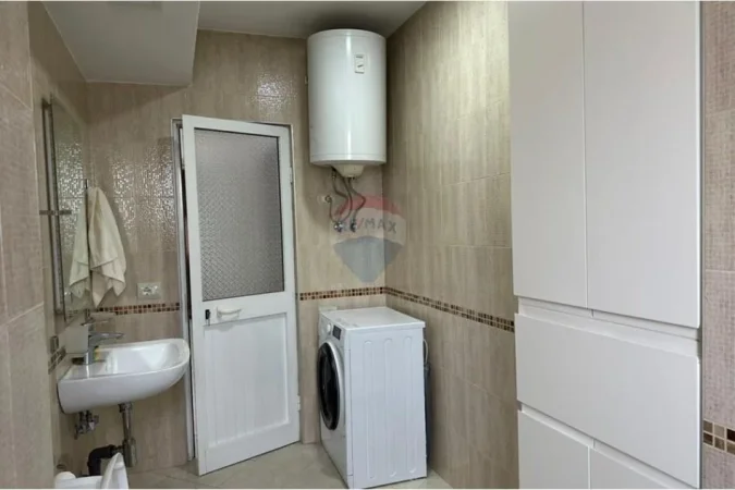 Tirane, shitet apartament 1+1 Kati 4, 53 m² 98.000 € (Rruga Belul Hatibi, Tiranë)