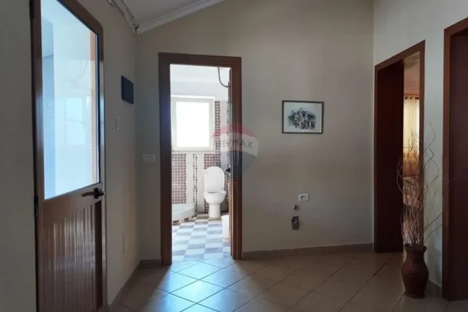 Tirane, shitet Vile 3 Katshe , 256 m² 350.000 € (Rruga Shefqet Kuka, Tiranë)