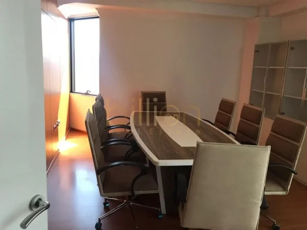 Tirane, jepet me qera , 118 m² 1.500 € (Kullat Binjake)